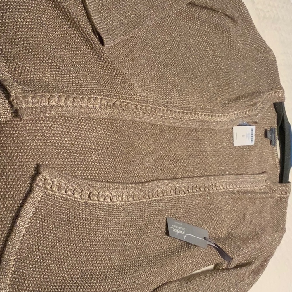 Gold sweater, size 1, new never worn, purchased at Chicos